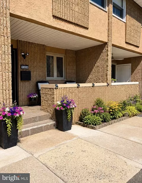 1310 Germantown Ave, Philadelphia, PA 19122
