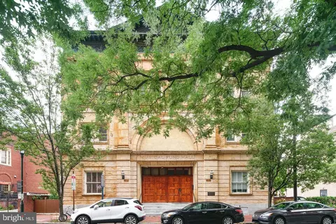802 10 Locust St #205, Philadelphia, PA 19107