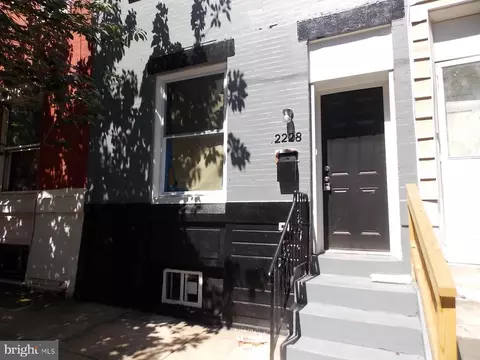 2228 N Woodstock St, Philadelphia, PA 19132