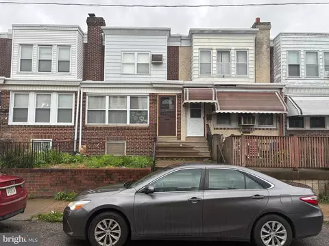 6748 Dorel St, Philadelphia, PA 19142