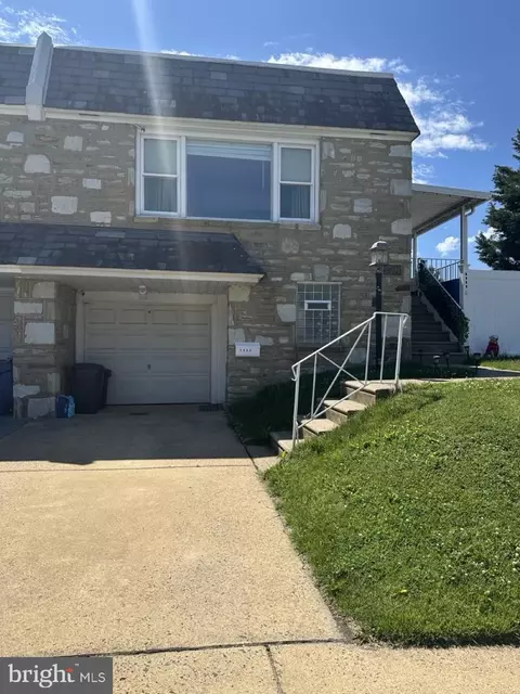 2904 Gelena Rd, Philadelphia, PA 19152