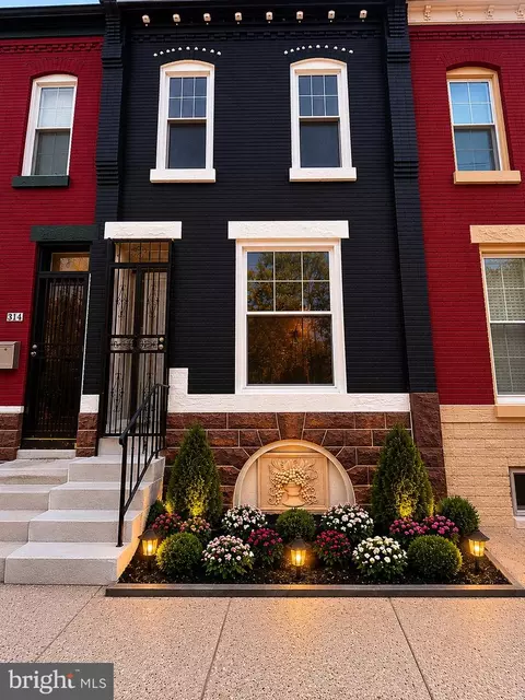 2916 Page St, Philadelphia, PA 19121