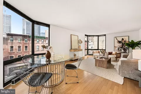 2018 32 Walnut St #5B, Philadelphia, PA 19103