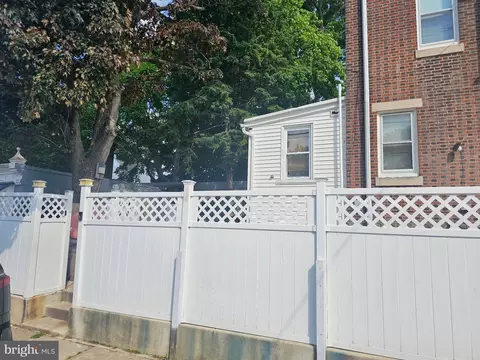 401 Fanshawe St, Philadelphia, PA 19111