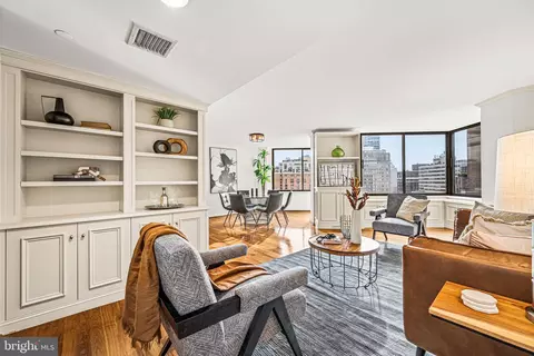202 W 10 W Rittenhouse Sq #1508, Philadelphia, PA 19103