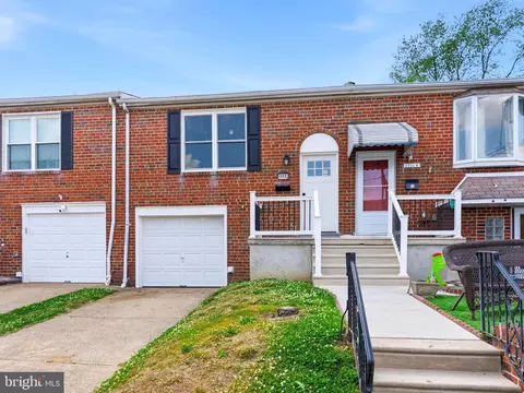 11112 Dora Dr, Philadelphia, PA 19154