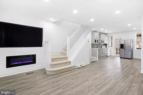 5615 Ridgewood St, Philadelphia, PA 19143