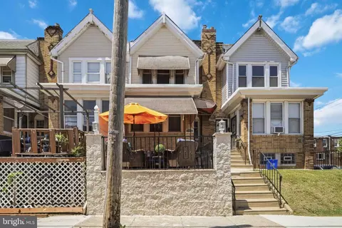 6458 N Smedley St, Philadelphia, PA 19126