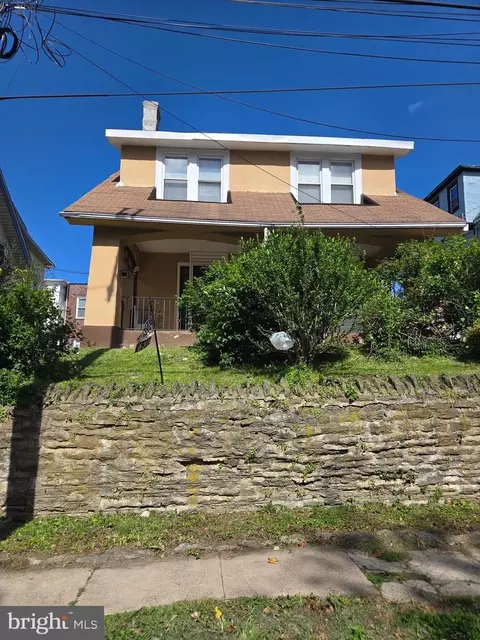 1302 N 13 St, Philadelphia, PA 19141