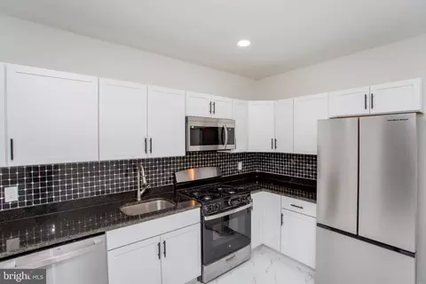 415 N Hobart St, Philadelphia, PA 19131