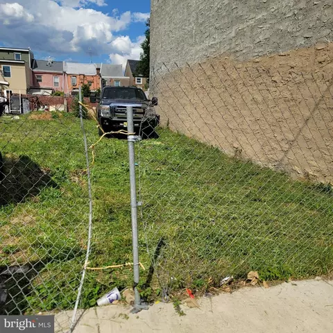 1821 Orthodox St, Philadelphia, PA 19124
