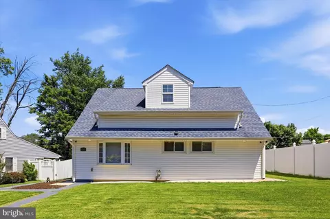 9345 Annapolis Rd, Philadelphia, PA 19114