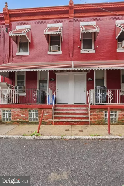 2528 W Sergeant St, Philadelphia, PA 19132