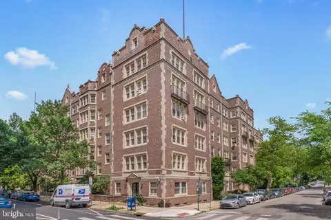 351 S 47th St #B210, Philadelphia, PA 19143