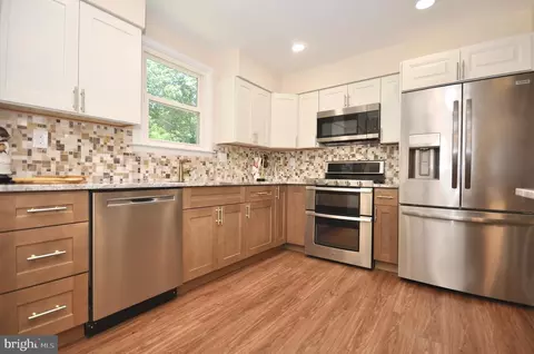 15155 Milford St, Philadelphia, PA 19116