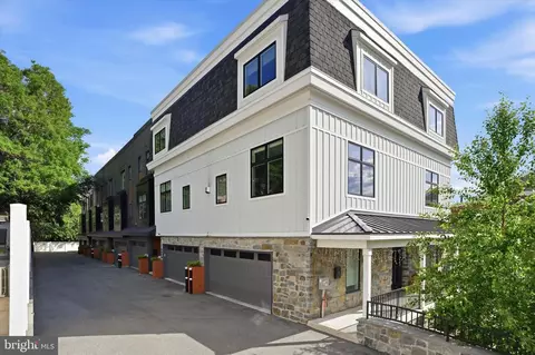 263 Hermitage St #7, Philadelphia, PA 19127