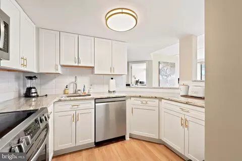 2001 00 Hamilton St #306, Philadelphia, PA 19130