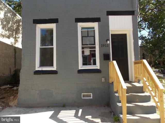1911 N Taylor St, Philadelphia, PA 19121