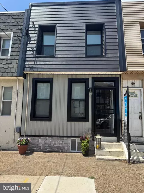 2620 Almond St, Philadelphia, PA 19125