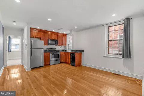 1910 Fairmount Ave #B, Philadelphia, PA 19130