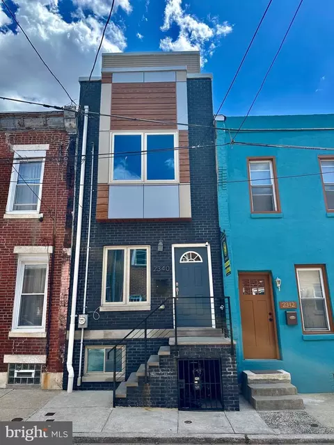 2340 Greenwich St, Philadelphia, PA 19146