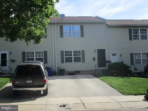 8313 00 Woolston Ave, Philadelphia, PA 19150