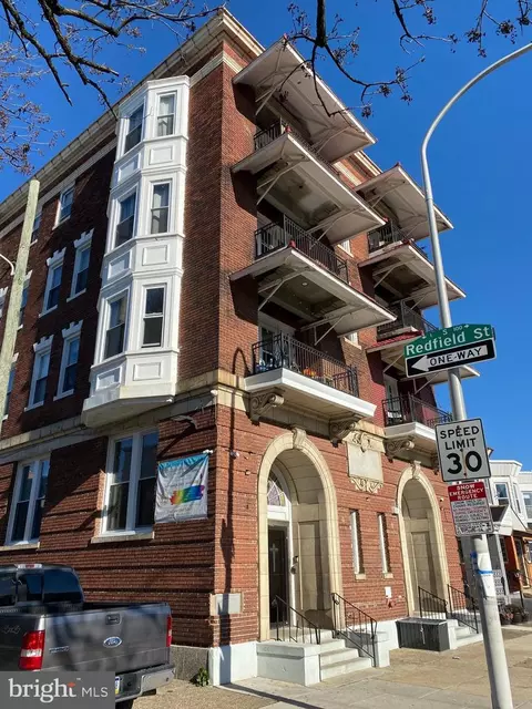 5913 17 Chestnut St, Philadelphia, PA 19139