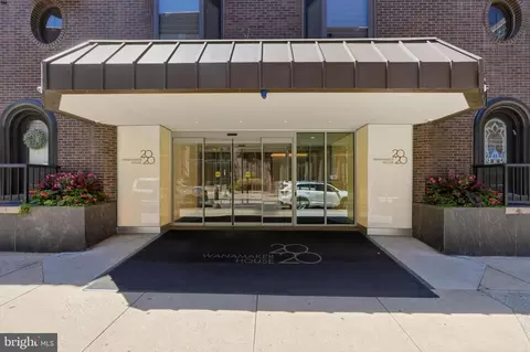 2018 32 Walnut St #23E, Philadelphia, PA 19103