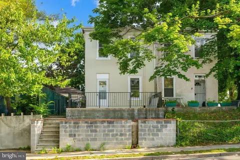 1364 W Spencer St, Philadelphia, PA 19141