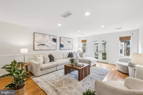 2234 Fitzwater St, Philadelphia, PA 19146