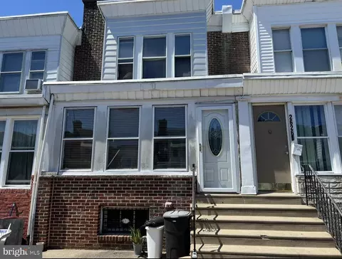 2628 S Daggett St, Philadelphia, PA 19142