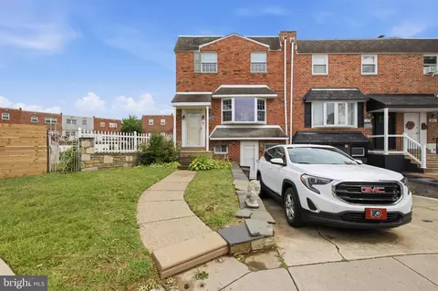 3074 Secane Pl, Philadelphia, PA 19154