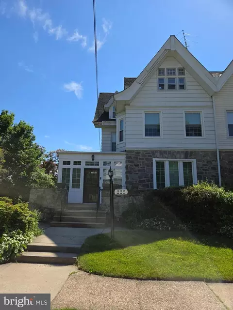 222 Borbeck Ave, Philadelphia, PA 19111