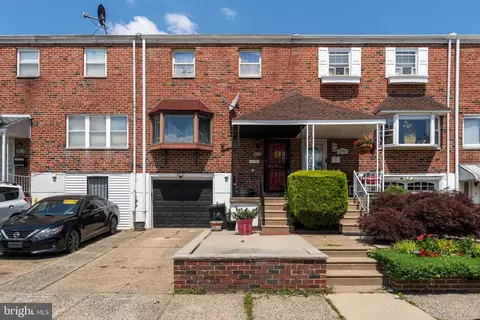 6617 Harley St, Philadelphia, PA 19142