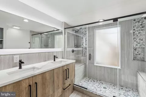 1450 N Marston St, Philadelphia, PA 19121