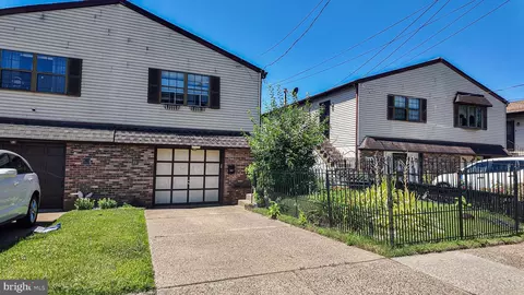 720 00 Princeton Ave, Philadelphia, PA 19111