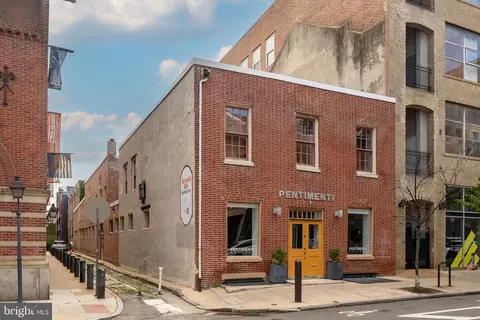 141 N 45 N 2nd St #1B, Philadelphia, PA 19106