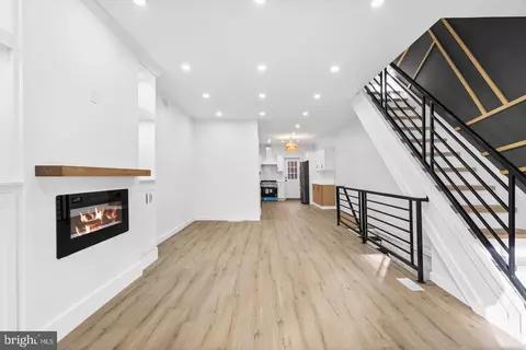 5541 Race St, Philadelphia, PA 19139