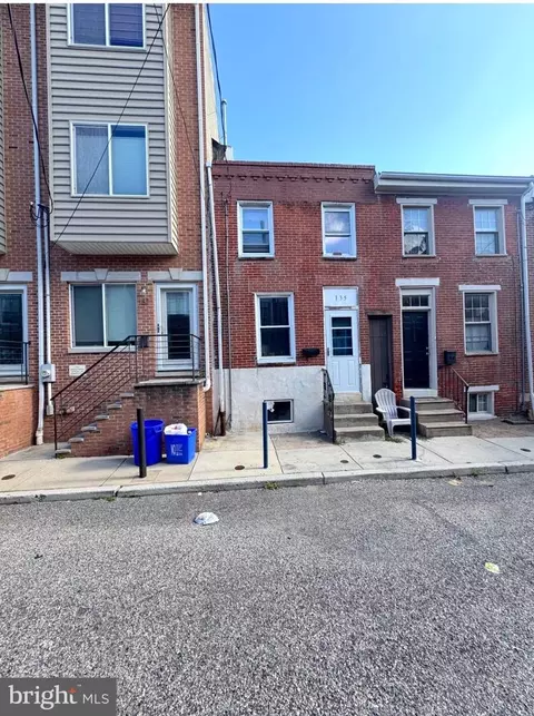 135 Wilder St, Philadelphia, PA 19147