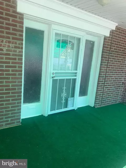 7042 Reedland St, Philadelphia, PA 19142