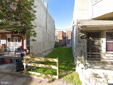 1925 S Alden St, Philadelphia, PA 19143