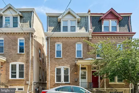 385 Conarroe St, Philadelphia, PA 19128