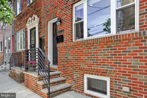 1130 Latona St, Philadelphia, PA 19147