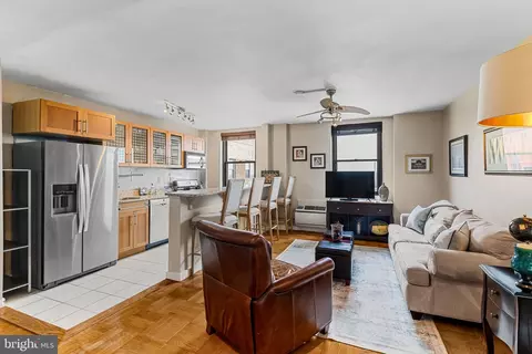 2601 Pennsylvania Ave #1242, Philadelphia, PA 19130