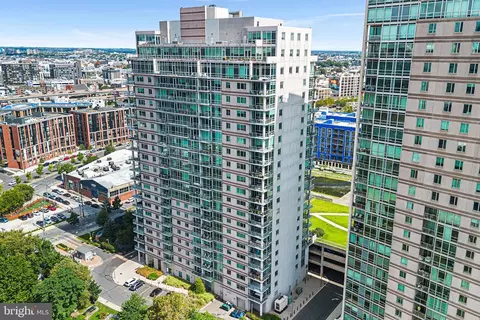 901 N Penn St #F1609, Philadelphia, PA 19123