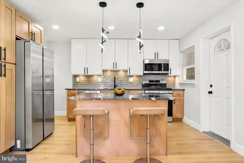 7417 Ditman St, Philadelphia, PA 19136
