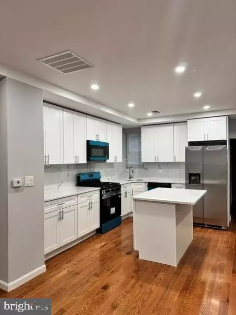 5640 Woodbine Ave, Philadelphia, PA 19131