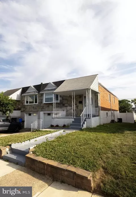 1928 President St, Philadelphia, PA 19115