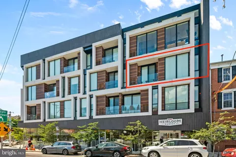 621 S 24th St #308, Philadelphia, PA 19146