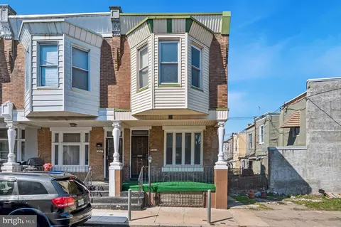 5511 Harmer St, Philadelphia, PA 19131